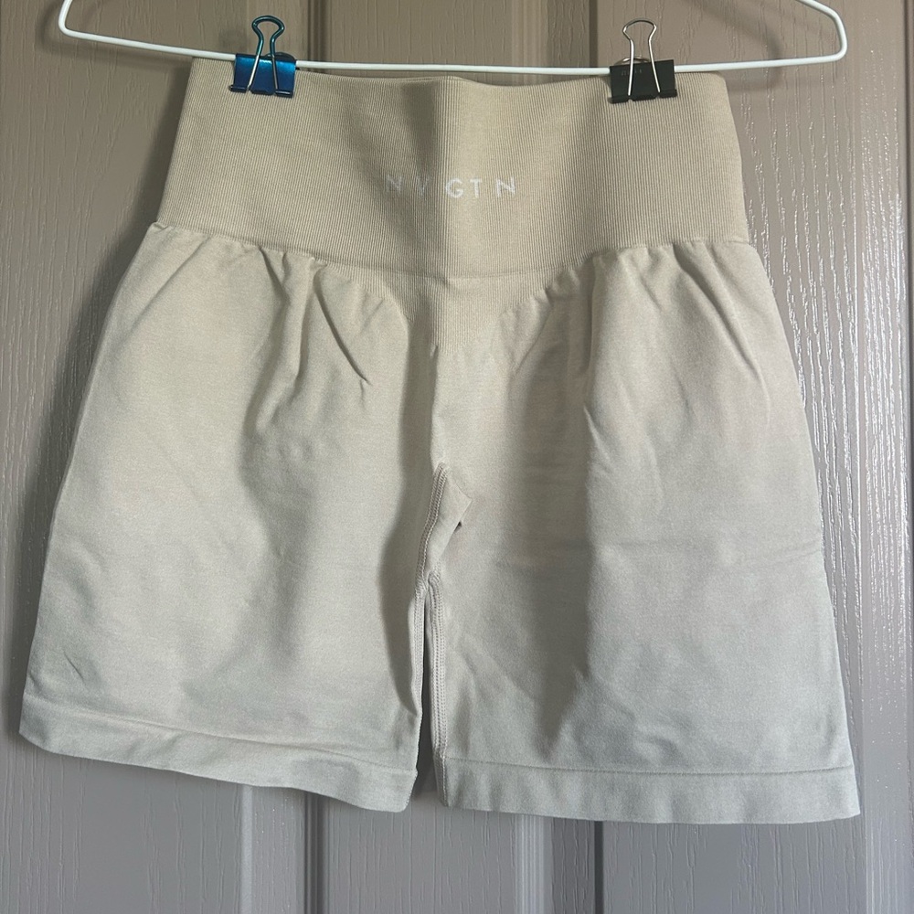 NVGTN Pro Shorts - Beige